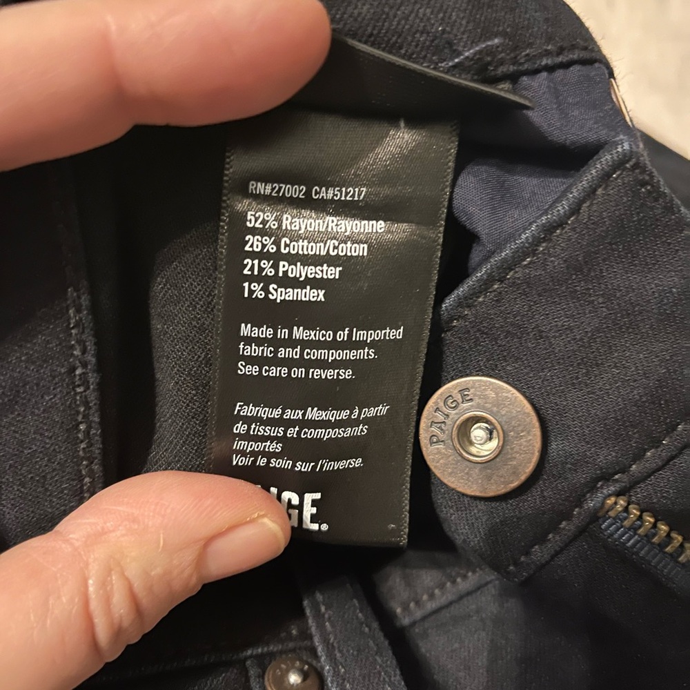 PAIGE Women’s Jeans dark blue/almost black. Cuties for any occasion. - Picture 4 of 4